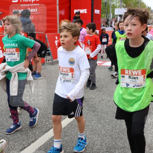 25.04.2026 - Das Zehntel Strokosch-Dieckow http://msf.ph/oto/9579999 25.04.2026 08:55:29 Ziel 1346, 1655, 1868, 1874, 2269, 2286, 2510, 2591, 2641, 2649, 2654, 2883, 3074, 3089, 3102, 3173, 3201, 3258, 3593, 1346, 1655, 1868, 1874, 2269, 2286, 2510, 2591, 2641, 2649, 2654, 2883, 3074, 3089, 3102, 3173, 3201, 3258, 3593 meine-sportfotos.de