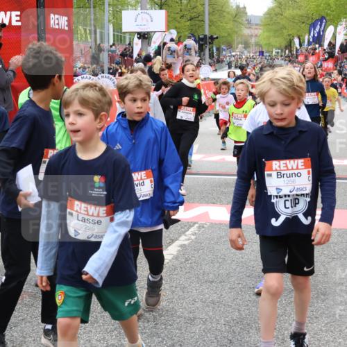 25.04.2026 - Das Zehntel Strokosch-Dieckow http://msf.ph/oto/9580025 25.04.2026 08:55:45 Ziel 1003, 1032, 1216, 1256, 1433, 1459, 1742, 1812, 2181, 2224, 2723, 2748, 2752, 2813, 2822, 2848, 3053, 3161, 3236, 3305, 3524, 4028, 4030, 1003, 1032, 1216, 1256, 1433, 1459, 1742, 1812, 2181, 2224, 2723, 2748, 2752, 2813, 2822, 2848, 3053, 3161, 3236, 3305, 3524, 4028, 4030 meine-sportfotos.de