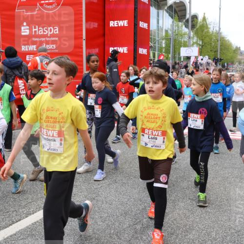 25.04.2026 - Das Zehntel Strokosch-Dieckow http://msf.ph/oto/9580037 25.04.2026 08:55:52 Ziel 1266, 1300, 1340, 1867, 2181, 2459, 2608, 2748, 2752, 2828, 2848, 2962, 3049, 3053, 3076, 3100, 3106, 3141, 3236, 3247, 3306, 3506, 3731, 3756, 3760, 3783, 3826, 3828, 3831, 3958, 4009, 4030, 4041, 1266, 1300, 1340, 1867, 2181, 2459, 2608, 2748, 2752, 2828, 2848, 2962, 3049, 3053, 3076, 3100, 3106, 3141, 3236, 3247, 3306, 3506, 3731, 3756, 3760, 3783, 3826, 3828, 3831, 3958, 4009, 4030, 4041 meine-sportfotos.de
