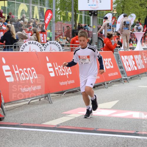 25.04.2026 - Das Zehntel Strokosch-Dieckow http://msf.ph/oto/9580177 25.04.2026 08:58:23 Ziel 1244, 1255, 1571, 1588, 1668, 1673, 1757, 1938, 1951, 1967, 1972, 2185, 2205, 2216, 2416, 2662, 2773, 2790, 3187, 3276, 3473, 3499, 3591, 3705, 3758, 3795, 3855, 3898, 1244, 1255, 1571, 1588, 1668, 1673, 1757, 1938, 1951, 1967, 1972, 2185, 2205, 2216, 2416, 2662, 2773, 2790, 3187, 3276, 3473, 3499, 3591, 3705, 3758, 3795, 3855, 3898 meine-sportfotos.de
