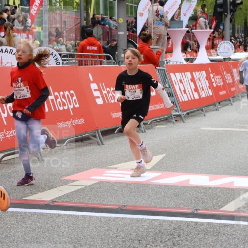 25.04.2026 - Das Zehntel Strokosch-Dieckow http://msf.ph/oto/9580235 25.04.2026 08:58:27 Ziel 1244, 1255, 1455, 1571, 1588, 1673, 1754, 1757, 1938, 1951, 1967, 1972, 2185, 2216, 2288, 2289, 2416, 2423, 2428, 2773, 2790, 2853, 3160, 3276, 3473, 3499, 3591, 3795, 3846, 3855, 3898, 1244, 1255, 1455, 1571, 1588, 1673, 1754, 1757, 1938, 1951, 1967, 1972, 2185, 2216, 2288, 2289, 2416, 2423, 2428, 2773, 2790, 2853, 3160, 3276, 3473, 3499, 3591, 3795, 3846, 3855, 3898 meine-sportfotos.de