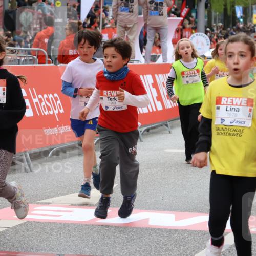 25.04.2026 - Das Zehntel Strokosch-Dieckow http://msf.ph/oto/9580321 25.04.2026 08:58:37 Ziel 1578, 1819, 1953, 1961, 1990, 2280, 2566, 3001, 3034, 3179, 3342, 3344, 3466, 1578, 1819, 1953, 1961, 1990, 2280, 2566, 3001, 3034, 3179, 3342, 3344, 3466 meine-sportfotos.de