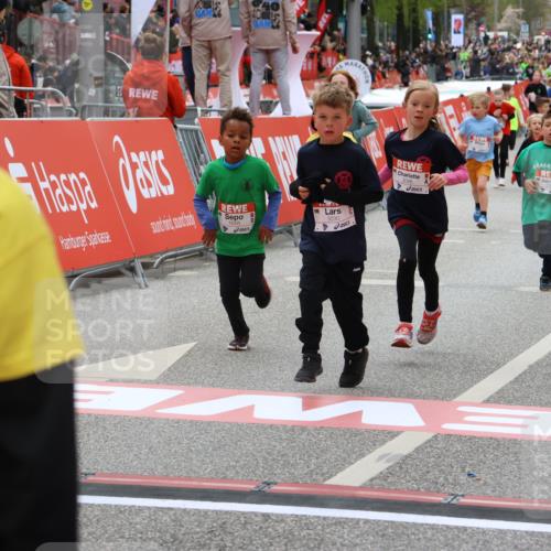 25.04.2026 - Das Zehntel Strokosch-Dieckow http://msf.ph/oto/9580350 25.04.2026 08:58:40 Ziel 1578, 1648, 1819, 1953, 1990, 2280, 2809, 3001, 3030, 3034, 3179, 3224, 3342, 3344, 3466, 3813, 3931, 1578, 1648, 1819, 1953, 1990, 2280, 2809, 3001, 3030, 3034, 3179, 3224, 3342, 3344, 3466, 3813, 3931 meine-sportfotos.de
