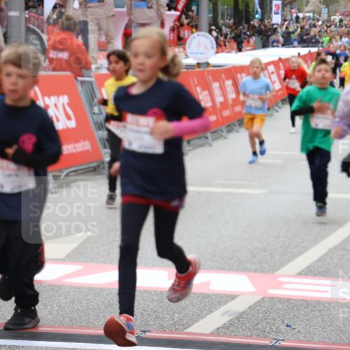 25.04.2026 - Das Zehntel Strokosch-Dieckow http://msf.ph/oto/9580366 25.04.2026 08:58:41 Ziel 1578, 1648, 1819, 1953, 1990, 2280, 2809, 3001, 3030, 3034, 3067, 3179, 3224, 3342, 3344, 3466, 3804, 3813, 3931, 1578, 1648, 1819, 1953, 1990, 2280, 2809, 3001, 3030, 3034, 3067, 3179, 3224, 3342, 3344, 3466, 3804, 3813, 3931 meine-sportfotos.de