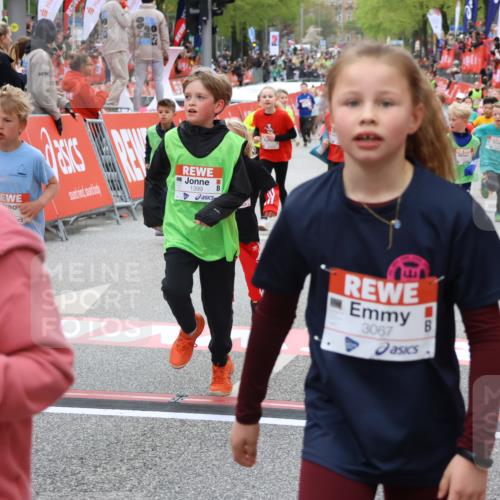 25.04.2026 - Das Zehntel Strokosch-Dieckow http://msf.ph/oto/9580394 25.04.2026 08:58:46 Ziel 1159, 1399, 1538, 1648, 1656, 2809, 2821, 2916, 3030, 3067, 3086, 3224, 3804, 3813, 3817, 3931, 1159, 1399, 1538, 1648, 1656, 2809, 2821, 2916, 3030, 3067, 3086, 3224, 3804, 3813, 3817, 3931 meine-sportfotos.de