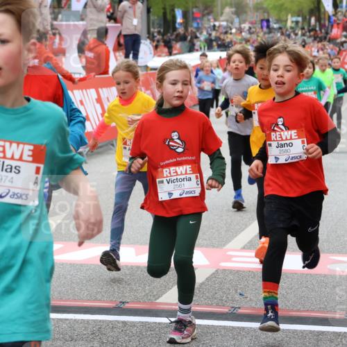 25.04.2026 - Das Zehntel Strokosch-Dieckow http://msf.ph/oto/9580444 25.04.2026 08:58:50 Ziel 1159, 1399, 1538, 1543, 1552, 1656, 2373, 2561, 2580, 2655, 2685, 2821, 2916, 2947, 2974, 3086, 3281, 3297, 3710, 3817, 3894, 1159, 1399, 1538, 1543, 1552, 1656, 2373, 2561, 2580, 2655, 2685, 2821, 2916, 2947, 2974, 3086, 3281, 3297, 3710, 3817, 3894 meine-sportfotos.de