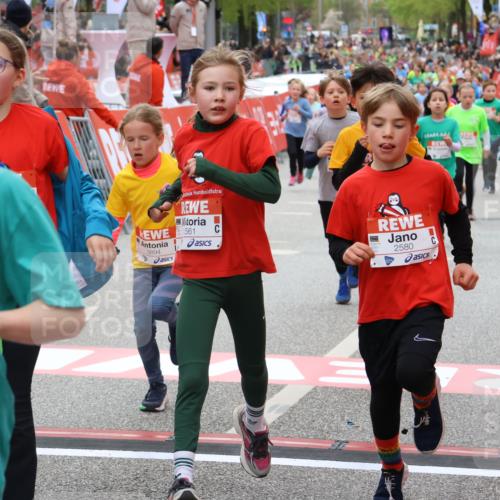 25.04.2026 - Das Zehntel Strokosch-Dieckow http://msf.ph/oto/9580457 25.04.2026 08:58:51 Ziel 1159, 1399, 1543, 1552, 1656, 2373, 2561, 2580, 2655, 2685, 2821, 2916, 2947, 2974, 3086, 3281, 3297, 3710, 3894, 1159, 1399, 1543, 1552, 1656, 2373, 2561, 2580, 2655, 2685, 2821, 2916, 2947, 2974, 3086, 3281, 3297, 3710, 3894 meine-sportfotos.de