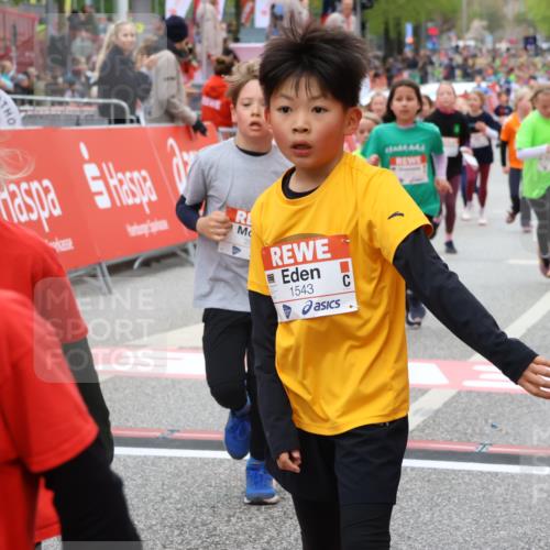 25.04.2026 - Das Zehntel Strokosch-Dieckow http://msf.ph/oto/9580499 25.04.2026 08:58:53 Ziel 1159, 1518, 1520, 1522, 1543, 1552, 1656, 2373, 2471, 2561, 2580, 2655, 2685, 2947, 2974, 3281, 3297, 3710, 3712, 3894, 3911, 1159, 1518, 1520, 1522, 1543, 1552, 1656, 2373, 2471, 2561, 2580, 2655, 2685, 2947, 2974, 3281, 3297, 3710, 3712, 3894, 3911 meine-sportfotos.de