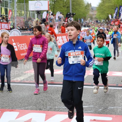 25.04.2026 - Das Zehntel Strokosch-Dieckow http://msf.ph/oto/9580601 25.04.2026 08:59:00 Ziel 1019, 1029, 1156, 1518, 1520, 1522, 1733, 1752, 2232, 2290, 2314, 2471, 2476, 3346, 3368, 3381, 3687, 3712, 3911, 3942, 1019, 1029, 1156, 1518, 1520, 1522, 1733, 1752, 2232, 2290, 2314, 2471, 2476, 3346, 3368, 3381, 3687, 3712, 3911, 3942 meine-sportfotos.de