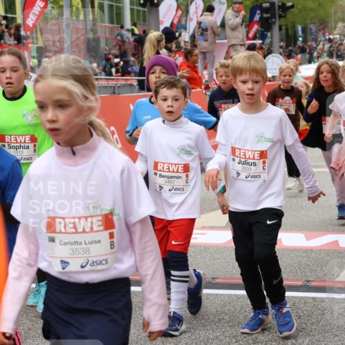 25.04.2026 - Das Zehntel Strokosch-Dieckow http://msf.ph/oto/9580766 25.04.2026 08:59:19 Ziel 1046, 1276, 1512, 1619, 1672, 1755, 1756, 1839, 1964, 1994, 2147, 2150, 2838, 2854, 2866, 2867, 3257, 3326, 3455, 3467, 3503, 3528, 3538, 3702, 3943, 3955, 3965, 1046, 1276, 1512, 1619, 1672, 1755, 1756, 1839, 1964, 1994, 2147, 2150, 2838, 2854, 2866, 2867, 3257, 3326, 3455, 3467, 3503, 3528, 3538, 3943, 3955 meine-sportfotos.de