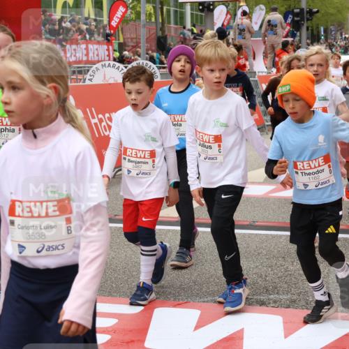25.04.2026 - Das Zehntel Strokosch-Dieckow http://msf.ph/oto/9580784 25.04.2026 08:59:20 Ziel 1046, 1276, 1512, 1619, 1672, 1755, 1756, 1839, 1964, 2111, 2838, 2854, 2866, 2867, 3257, 3326, 3455, 3467, 3503, 3528, 3538, 3702, 3943, 3965, 1046, 1276, 1512, 1619, 1672, 1755, 1756, 1839, 1964, 2111, 2838, 2854, 2866, 2867, 3257, 3326, 3455, 3467, 3503, 3528, 3538, 3943 meine-sportfotos.de