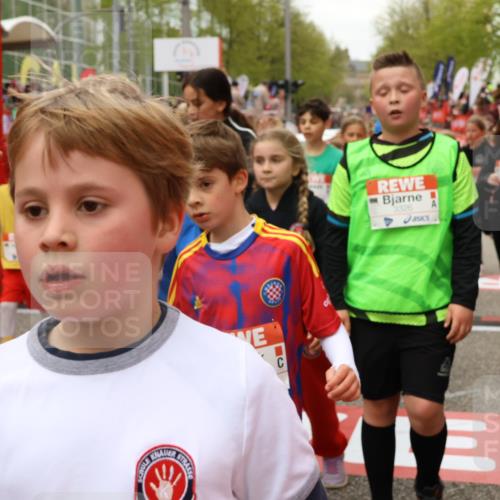 25.04.2026 - Das Zehntel Strokosch-Dieckow http://msf.ph/oto/9580852 25.04.2026 08:59:24 Ziel 1046, 1162, 1276, 1404, 1512, 1600, 1601, 1605, 1619, 1672, 1755, 1756, 1966, 1970, 2007, 2027, 2093, 2111, 2330, 2345, 2447, 2838, 2854, 2856, 2866, 2867, 3143, 3157, 3326, 3355, 3361, 3467, 3486, 3503, 3507, 3528, 3565, 3702, 3752, 3900, 3918, 3928, 3965, 1046, 1162, 1276, 1404, 1512, 1600, 1601, 1605, 1619, 1672, 1755, 1756, 1966, 1970, 2007, 2027, 2093, 2111, 2330, 2345, 2447, 2838, 2854, 2856, 2866, 2867, 3143, 3157, 3326, 3355, 3361, 3467, 3486, 3503, 3507, 3528, 3565 meine-sportfotos.de