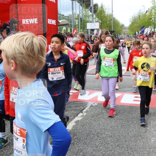 25.04.2026 - Das Zehntel Strokosch-Dieckow http://msf.ph/oto/9580933 25.04.2026 08:59:37 Ziel 1096, 1158, 1177, 1409, 1421, 1544, 1670, 1940, 2022, 2252, 2255, 2337, 2419, 2441, 2465, 2553, 2582, 2771, 2863, 2927, 2955, 2986, 3084, 3095, 3376, 3378, 3403, 3412, 3422, 3438, 3443, 1096, 1158, 1177, 1409, 1421, 1544, 1670, 1940, 2022, 2252, 2255, 2337, 2419, 2441, 2465, 2553, 2582, 2771, 2863, 2927, 2955, 2986, 3084, 3095, 3376, 3378, 3403, 3412, 3422, 3438, 3443 meine-sportfotos.de