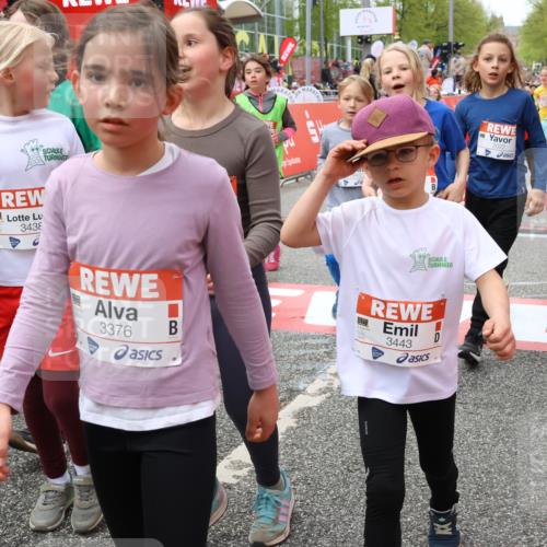25.04.2026 - Das Zehntel Strokosch-Dieckow http://msf.ph/oto/9581010 25.04.2026 08:59:41 Ziel 1096, 1158, 1409, 1475, 1494, 1940, 2022, 2252, 2255, 2419, 2441, 2465, 2488, 2582, 2771, 2803, 2915, 2955, 3084, 3095, 3376, 3378, 3403, 3412, 3422, 3438, 3443, 3800, 4066, 1096, 1158, 1409, 1475, 1494, 1940, 2022, 2252, 2255, 2419, 2441, 2465, 2488, 2582, 2771, 2803, 2915, 2955, 3084, 3095, 3376, 3378, 3403, 3412, 3422, 3438, 3443, 3800, 4066 meine-sportfotos.de