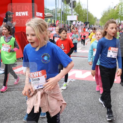 25.04.2026 - Das Zehntel Strokosch-Dieckow http://msf.ph/oto/9581044 25.04.2026 08:59:42 Ziel 1158, 1409, 1475, 1494, 1940, 2022, 2465, 2488, 2582, 2771, 2803, 2830, 2915, 2955, 3095, 3350, 3357, 3378, 3383, 3438, 3443, 3800, 4066, 1158, 1409, 1475, 1494, 1940, 2022, 2465, 2488, 2582, 2771, 2803, 2830, 2915, 2955, 3095, 3350, 3357, 3378, 3383, 3438, 3443, 3800, 4066 meine-sportfotos.de