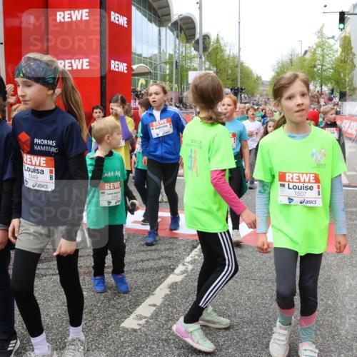 25.04.2026 - Das Zehntel Strokosch-Dieckow http://msf.ph/oto/9581133 25.04.2026 08:59:51 Ziel 1071, 1361, 1422, 1487, 1507, 1508, 1660, 1694, 1845, 1849, 1908, 1995, 2333, 2349, 2433, 2445, 2467, 2498, 2539, 2744, 2775, 2952, 2961, 3404, 3418, 3427, 3492, 3748, 3751, 3768, 3856, 3897, 3913, 1071, 1361, 1422, 1487, 1507, 1508, 1660, 1694, 1845, 1849, 1908, 1995, 2333, 2349, 2433, 2445, 2467, 2498, 2539, 2744, 2775, 2952, 2961, 3404, 3418, 3427, 3492, 3748, 3751, 3768, 3856, 3897, 3913 meine-sportfotos.de