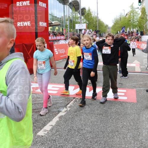 25.04.2026 - Das Zehntel Strokosch-Dieckow http://msf.ph/oto/9581258 25.04.2026 09:00:05 Ziel 1129, 1142, 1457, 1467, 1597, 1948, 1955, 1992, 2012, 2099, 2507, 2617, 2652, 2683, 2823, 3108, 3113, 3622, 3693, 3713, 3720, 1129, 1142, 1457, 1467, 1597, 1948, 1955, 1992, 2012, 2099, 2507, 2617, 2652, 2683, 2823, 3108, 3113, 3622, 3693, 3713, 3720 meine-sportfotos.de