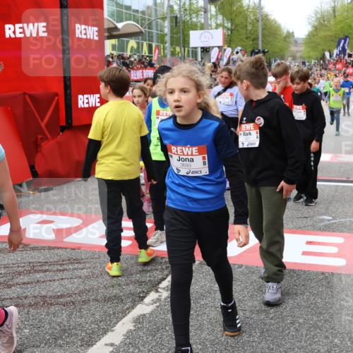 25.04.2026 - Das Zehntel Strokosch-Dieckow http://msf.ph/oto/9581263 25.04.2026 09:00:06 Ziel 1142, 1423, 1467, 1948, 1955, 1992, 2012, 2099, 2507, 2617, 2652, 2683, 2823, 3108, 3113, 3245, 3622, 3693, 3713, 3720, 1142, 1423, 1467, 1948, 1955, 1992, 2012, 2099, 2507, 2617, 2652, 2683, 2823, 3108, 3113, 3245, 3622, 3693, 3713, 3720 meine-sportfotos.de