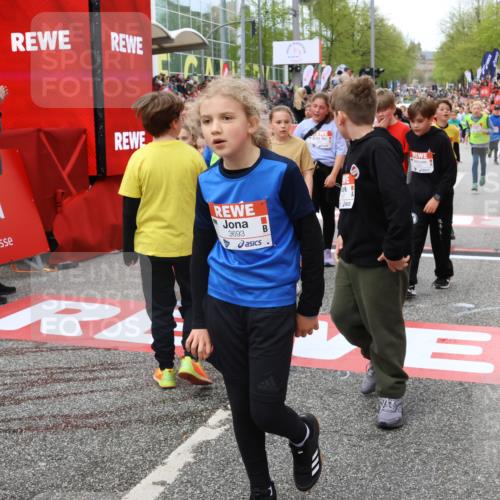 25.04.2026 - Das Zehntel Strokosch-Dieckow http://msf.ph/oto/9581277 25.04.2026 09:00:06 Ziel 1142, 1423, 1467, 1948, 1955, 1992, 2012, 2099, 2507, 2617, 2652, 2683, 2823, 3108, 3113, 3245, 3622, 3693, 3713, 3720, 1142, 1423, 1467, 1948, 1955, 1992, 2012, 2099, 2507, 2617, 2652, 2683, 2823, 3108, 3113, 3245, 3622, 3693, 3713, 3720 meine-sportfotos.de
