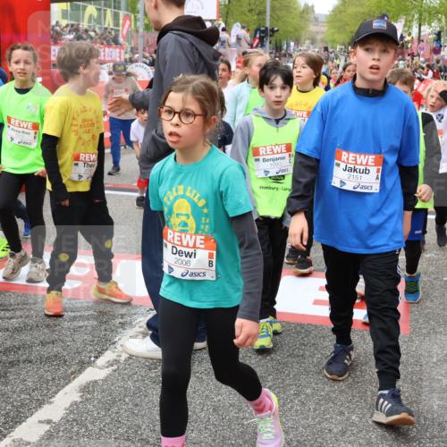 25.04.2026 - Das Zehntel Strokosch-Dieckow http://msf.ph/oto/9581309 25.04.2026 09:00:16 Ziel 1039, 1066, 1074, 1091, 1093, 1505, 1510, 1513, 1586, 1596, 1778, 1802, 2048, 2132, 2136, 2151, 2622, 2717, 2732, 2844, 3115, 3207, 3351, 3476, 3508, 3523, 3626, 3839, 3841, 3948, 1039, 1066, 1074, 1091, 1093, 1505, 1510, 1513, 1586, 1596, 1778, 1802, 2048, 2132, 2136, 2151, 2622, 2717, 2732, 2844, 3115, 3207, 3351, 3476, 3508, 3523, 3626, 3839, 3841, 3948 meine-sportfotos.de