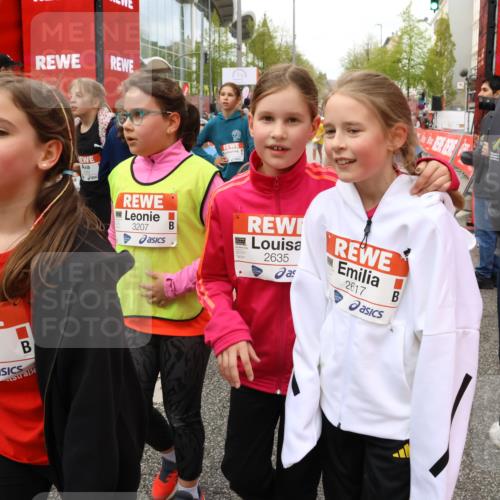 25.04.2026 - Das Zehntel Strokosch-Dieckow http://msf.ph/oto/9581353 25.04.2026 09:00:24 Ziel 1039, 1051, 1067, 1083, 1278, 1283, 1291, 1332, 1334, 1382, 1596, 1612, 2383, 2437, 2635, 2982, 3092, 3098, 3191, 3207, 3343, 3391, 3476, 3571, 3927, 3937, 1039, 1051, 1067, 1083, 1278, 1283, 1291, 1332, 1334, 1382, 1596, 1612, 2383, 2437, 2635, 2982, 3092, 3098, 3191, 3207, 3343, 3391, 3476, 3571, 3927, 3937 meine-sportfotos.de