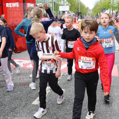 25.04.2026 - Das Zehntel Strokosch-Dieckow http://msf.ph/oto/9581371 25.04.2026 09:00:26 Ziel 1051, 1067, 1083, 1278, 1283, 1291, 1332, 1334, 1382, 1458, 1612, 2383, 2437, 2585, 2592, 2982, 3092, 3098, 3343, 3391, 3571, 3937, 1051, 1067, 1083, 1278, 1283, 1291, 1332, 1334, 1382, 1458, 1612, 2383, 2437, 2585, 2592, 2982, 3092, 3098, 3343, 3391, 3571, 3937 meine-sportfotos.de