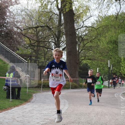 25.04.2026 - Das Zehntel Zöllner http://msf.ph/oto/9581397 25.04.2026 08:37:17 Laufen 4017 meine-sportfotos.de