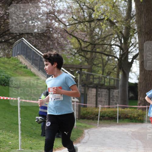 25.04.2026 - Das Zehntel Zöllner http://msf.ph/oto/9581413 25.04.2026 08:37:37 Laufen 2043, 1221 meine-sportfotos.de