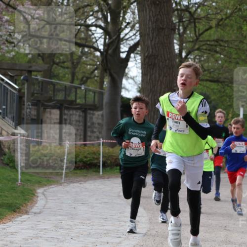 25.04.2026 - Das Zehntel Zöllner http://msf.ph/oto/9581435 25.04.2026 08:38:01 Laufen 1324, 3188 meine-sportfotos.de