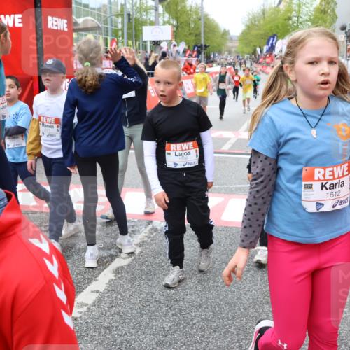 25.04.2026 - Das Zehntel Strokosch-Dieckow http://msf.ph/oto/9581436 25.04.2026 09:00:27 Ziel 1051, 1067, 1083, 1278, 1283, 1291, 1332, 1382, 1458, 1463, 1595, 1612, 2059, 2383, 2437, 2585, 2592, 2982, 3092, 3343, 3391, 3571, 3937, 3989, 1051, 1067, 1083, 1278, 1283, 1291, 1332, 1382, 1458, 1463, 1595, 1612, 2059, 2383, 2437, 2585, 2592, 2982, 3092, 3343, 3391, 3571, 3937, 3989 meine-sportfotos.de