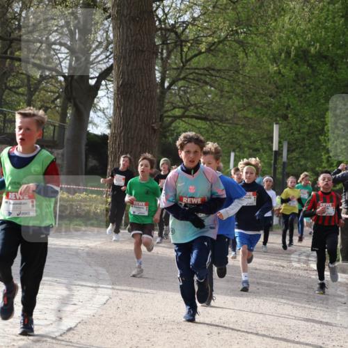 25.04.2026 - Das Zehntel Zöllner http://msf.ph/oto/9581480 25.04.2026 08:38:34 Laufen 3302 meine-sportfotos.de