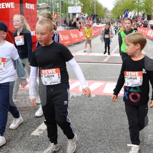 25.04.2026 - Das Zehntel Strokosch-Dieckow http://msf.ph/oto/9581481 25.04.2026 09:00:28 Ziel 1051, 1067, 1083, 1283, 1291, 1458, 1463, 1595, 2059, 2383, 2585, 2592, 3343, 3571, 3937, 3989, 1051, 1067, 1083, 1283, 1291, 1458, 1463, 1595, 2059, 2383, 2585, 2592, 3343, 3571, 3937, 3989 meine-sportfotos.de