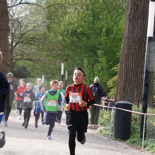 25.04.2026 - Das Zehntel Zöllner http://msf.ph/oto/9581487 25.04.2026 08:38:37 Laufen 2157 meine-sportfotos.de