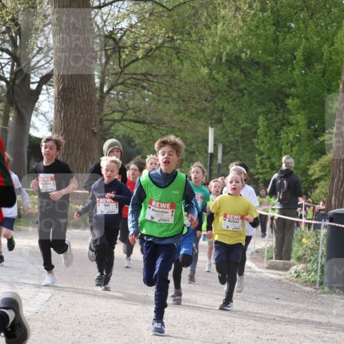 25.04.2026 - Das Zehntel Zöllner http://msf.ph/oto/9581488 25.04.2026 08:38:39 Laufen 176, 3328 meine-sportfotos.de