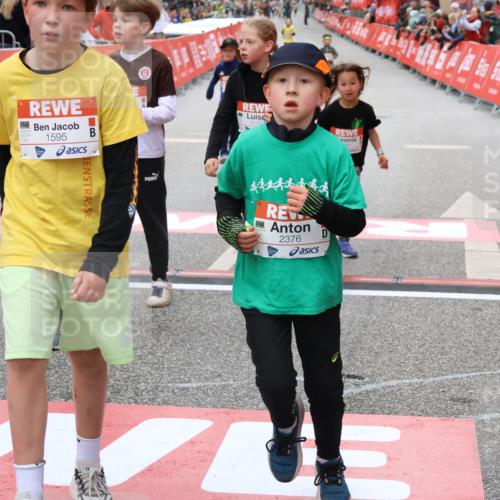 25.04.2026 - Das Zehntel Strokosch-Dieckow http://msf.ph/oto/9581553 25.04.2026 09:00:34 Ziel 1100, 1344, 1364, 1385, 1401, 1458, 1463, 1464, 1595, 1664, 2059, 2200, 2376, 2709, 2719, 3124, 3125, 3272, 3282, 3470, 3493, 3857, 3989, 1100, 1344, 1364, 1385, 1401, 1458, 1463, 1464, 1595, 1664, 2059, 2200, 2376, 2709, 2719, 3124, 3125, 3272, 3282, 3470, 3493, 3857, 3989 meine-sportfotos.de