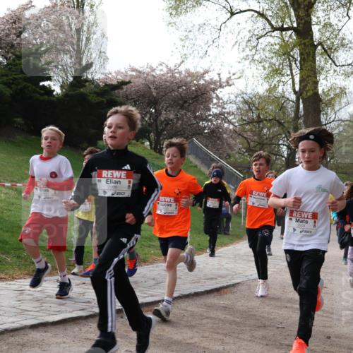 25.04.2026 - Das Zehntel Zöllner http://msf.ph/oto/9581561 25.04.2026 08:39:26 Laufen 3509 meine-sportfotos.de