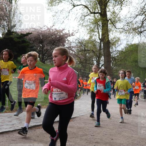 25.04.2026 - Das Zehntel Zöllner http://msf.ph/oto/9581566 25.04.2026 08:39:28 Laufen 2320 meine-sportfotos.de