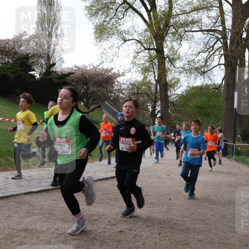 25.04.2026 - Das Zehntel Zöllner http://msf.ph/oto/9581608 25.04.2026 08:39:49 Laufen  meine-sportfotos.de