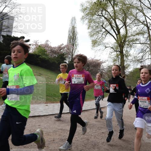 25.04.2026 - Das Zehntel Zöllner http://msf.ph/oto/9581649 25.04.2026 08:40:10 Laufen 3370 meine-sportfotos.de