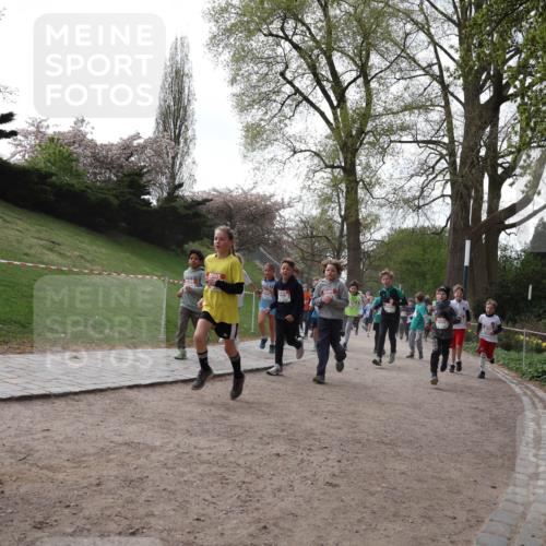 25.04.2026 - Das Zehntel Zöllner http://msf.ph/oto/9581670 25.04.2026 08:40:19 Laufen 13516 meine-sportfotos.de