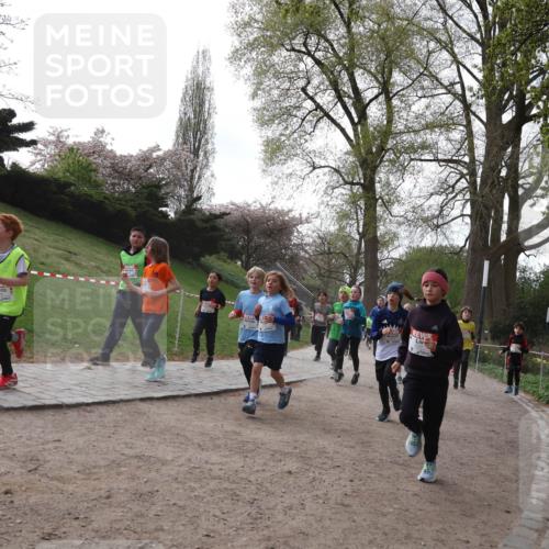 25.04.2026 - Das Zehntel Zöllner http://msf.ph/oto/9581683 25.04.2026 08:40:25 Laufen  meine-sportfotos.de