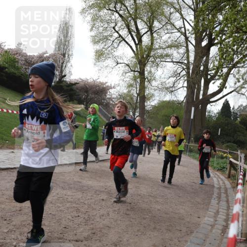 25.04.2026 - Das Zehntel Zöllner http://msf.ph/oto/9581687 25.04.2026 08:40:26 Laufen 2987 meine-sportfotos.de