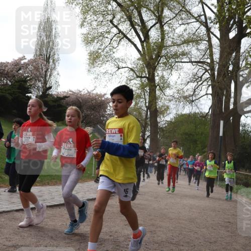 25.04.2026 - Das Zehntel Zöllner http://msf.ph/oto/9581709 25.04.2026 08:40:35 Laufen 2016, 2794 meine-sportfotos.de