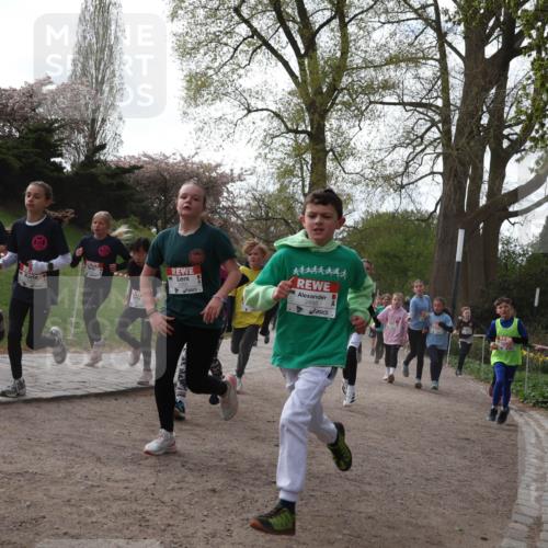 25.04.2026 - Das Zehntel Zöllner http://msf.ph/oto/9581722 25.04.2026 08:40:42 Laufen 2495 meine-sportfotos.de