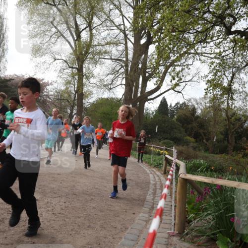 25.04.2026 - Das Zehntel Zöllner http://msf.ph/oto/9581738 25.04.2026 08:40:51 Laufen 3348 meine-sportfotos.de