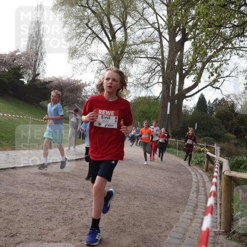 25.04.2026 - Das Zehntel Zöllner http://msf.ph/oto/9581741 25.04.2026 08:40:52 Laufen 2644 meine-sportfotos.de
