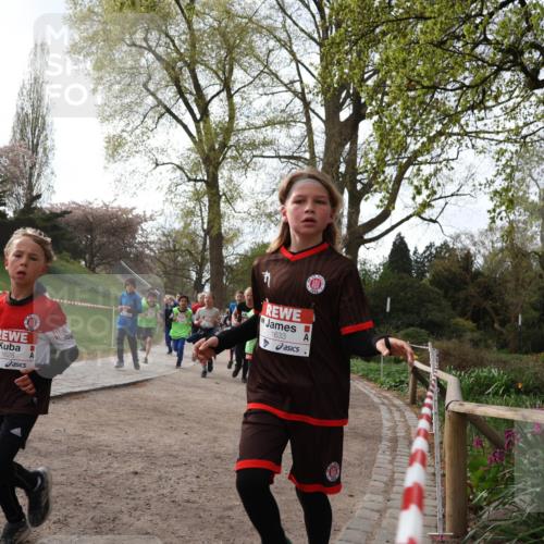 25.04.2026 - Das Zehntel Zöllner http://msf.ph/oto/9581749 25.04.2026 08:40:56 Laufen 1628, 1633 meine-sportfotos.de