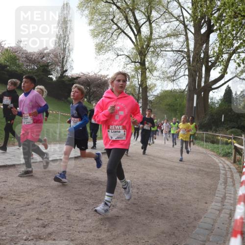 25.04.2026 - Das Zehntel Zöllner http://msf.ph/oto/9581787 25.04.2026 08:41:15 Laufen  meine-sportfotos.de