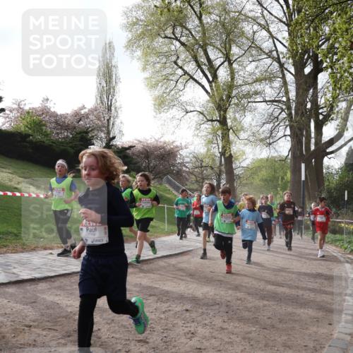 25.04.2026 - Das Zehntel Zöllner http://msf.ph/oto/9581808 25.04.2026 08:41:26 Laufen 75, 2019 meine-sportfotos.de