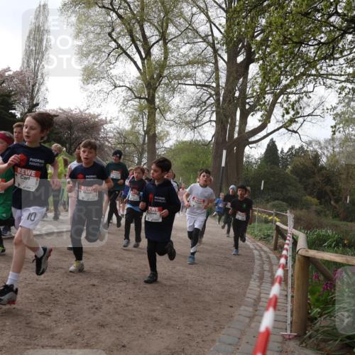 25.04.2026 - Das Zehntel Zöllner http://msf.ph/oto/9581825 25.04.2026 08:41:33 Laufen 10 meine-sportfotos.de